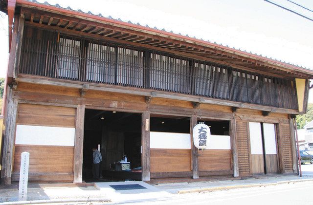 江戸時代のたたずまいを残す「大橋屋」＝豊川市赤坂町で