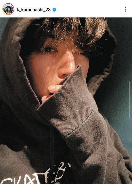 写真】亀梨和也の“寝起き顔”は好きですか？：中日スポーツ・東京中日