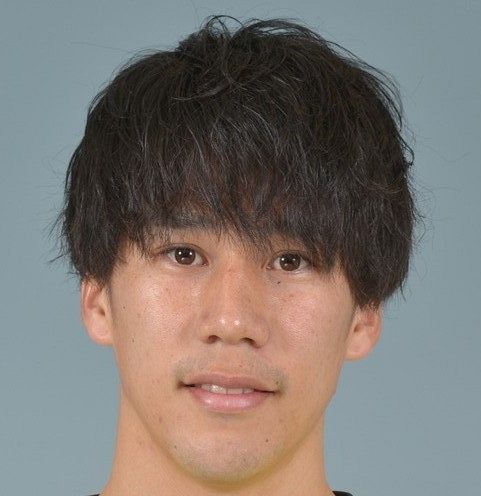 天皇杯決勝 浦和 江坂任が鮮やかな先制ゴール 8度目の頂点へ1点リードで後半へ 中日スポーツ 東京中日スポーツ