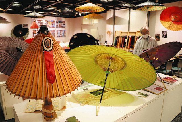 しいのき迎賓館で展示」：北陸中日新聞Web