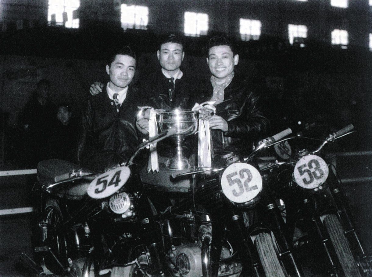 登場! 90年代当時物 トライアスリート 選手支給品 ロードバイク レース 自転車本体