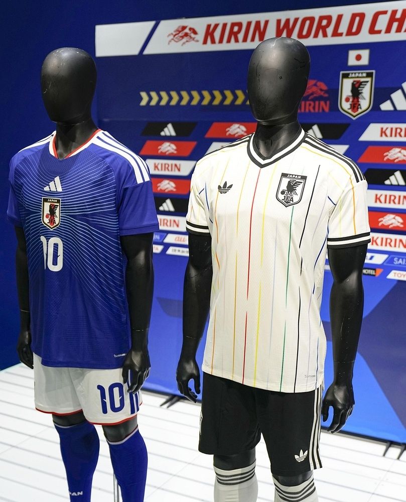 桐光学園　サッカー部　アウェーユニフォーム一式　白 Lサイズ 日本、ブラジル戦は白ユニホーム アウェー用、決勝T1回戦：中日新聞Web