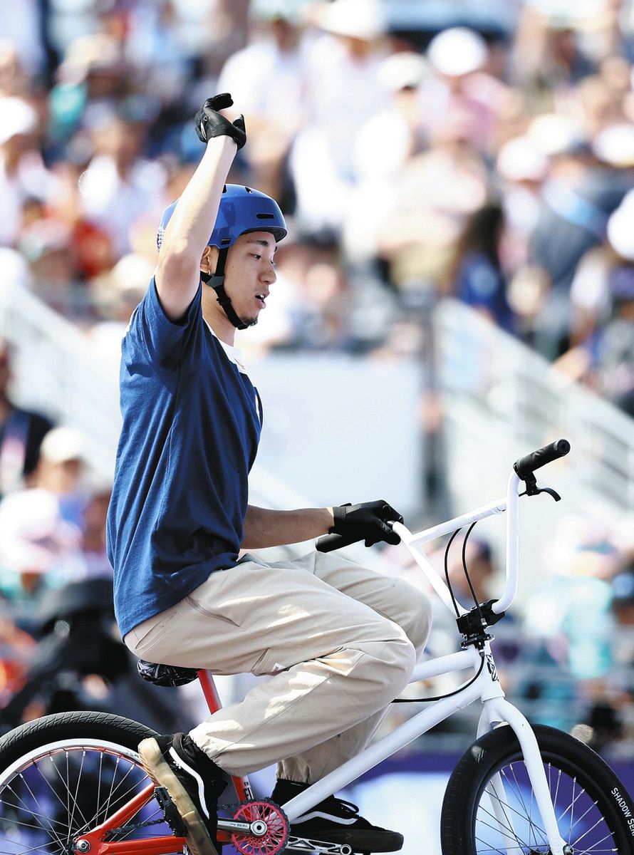 BMX・中村輪夢、世界初の新技披露も5位 解説の勅使河原さん「パーフェクト」のランもメダル届かず【パリオリンピック】：中日スポーツ・東京中日スポーツ