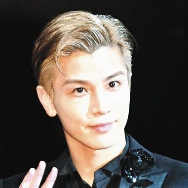 ここで脱ぐのは反則！」岩田剛典が”ゴツゴツ上半身”を披露でフォロワー