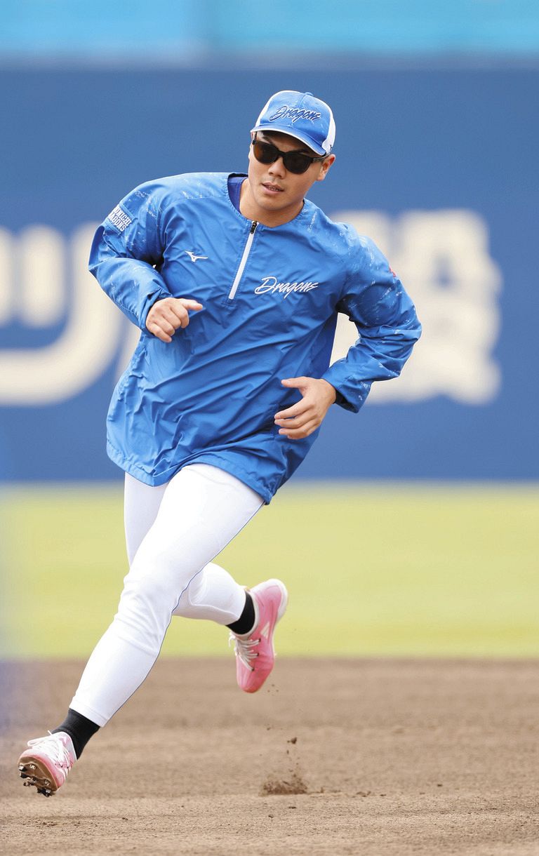 中日・高橋周平、100％ベースランニング フリー打撃では柵越え