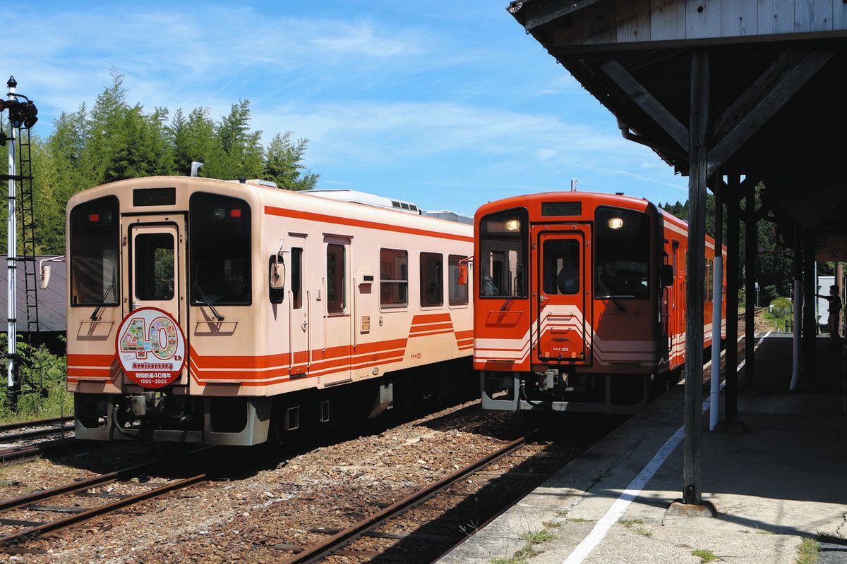 操作体験で駅員気分 恵那・明知鉄道岩村駅の「腕木式信号機」：中日新聞Web