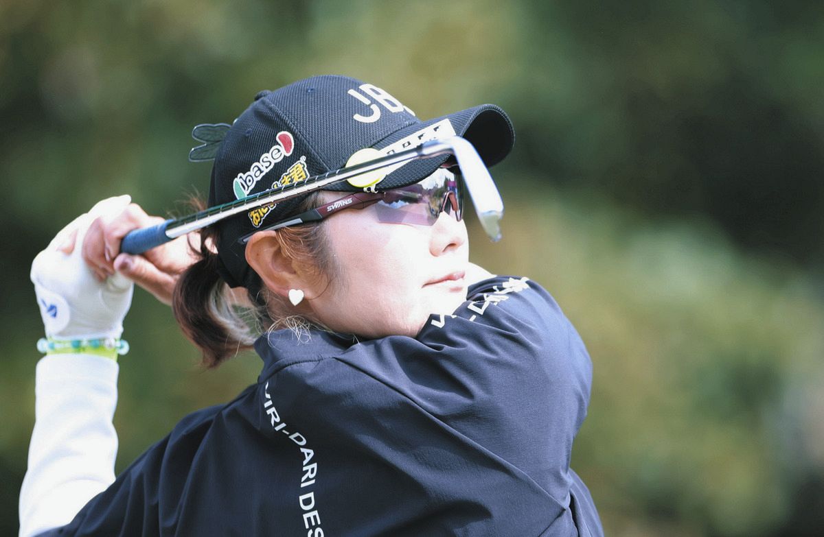 女子ゴルフ】藤田さいき39歳、就寝前1時間半の全身ケア「毎日しないと