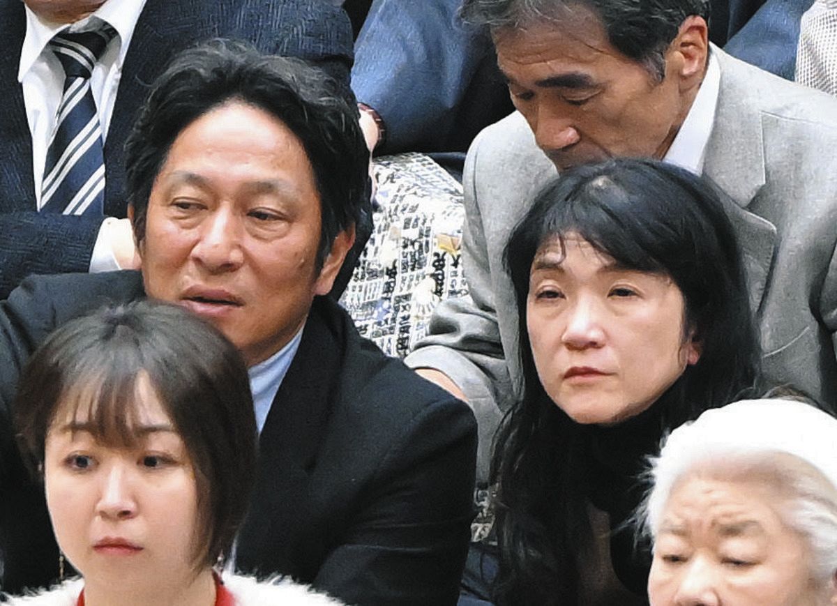 青山 学院 大学 原 監督 奥さん