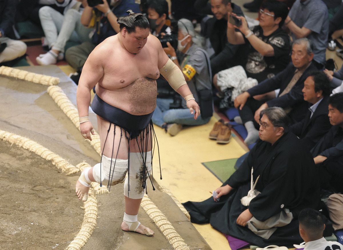 大相撲夏場所、波乱の初日…1横綱4大関総崩れ 横綱大関の初日全滅 大相撲夏場所、波乱の初日…1横綱4大関総崩れ 横綱大関の初日全滅