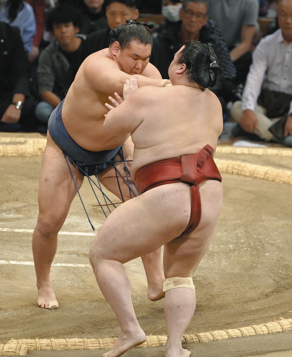 豊昇龍、一気の押しで今場所初星 「集中して」悪い流れ断ち切った