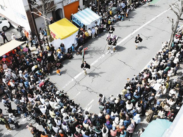 飯田お練りまつり2022＞ 戻った熱気、拍手盛大 20万人訪れ閉幕