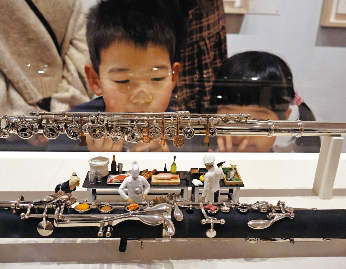 ミニチュア作品の発想に妙味 静岡市・清水区で田中さんが「見立ての