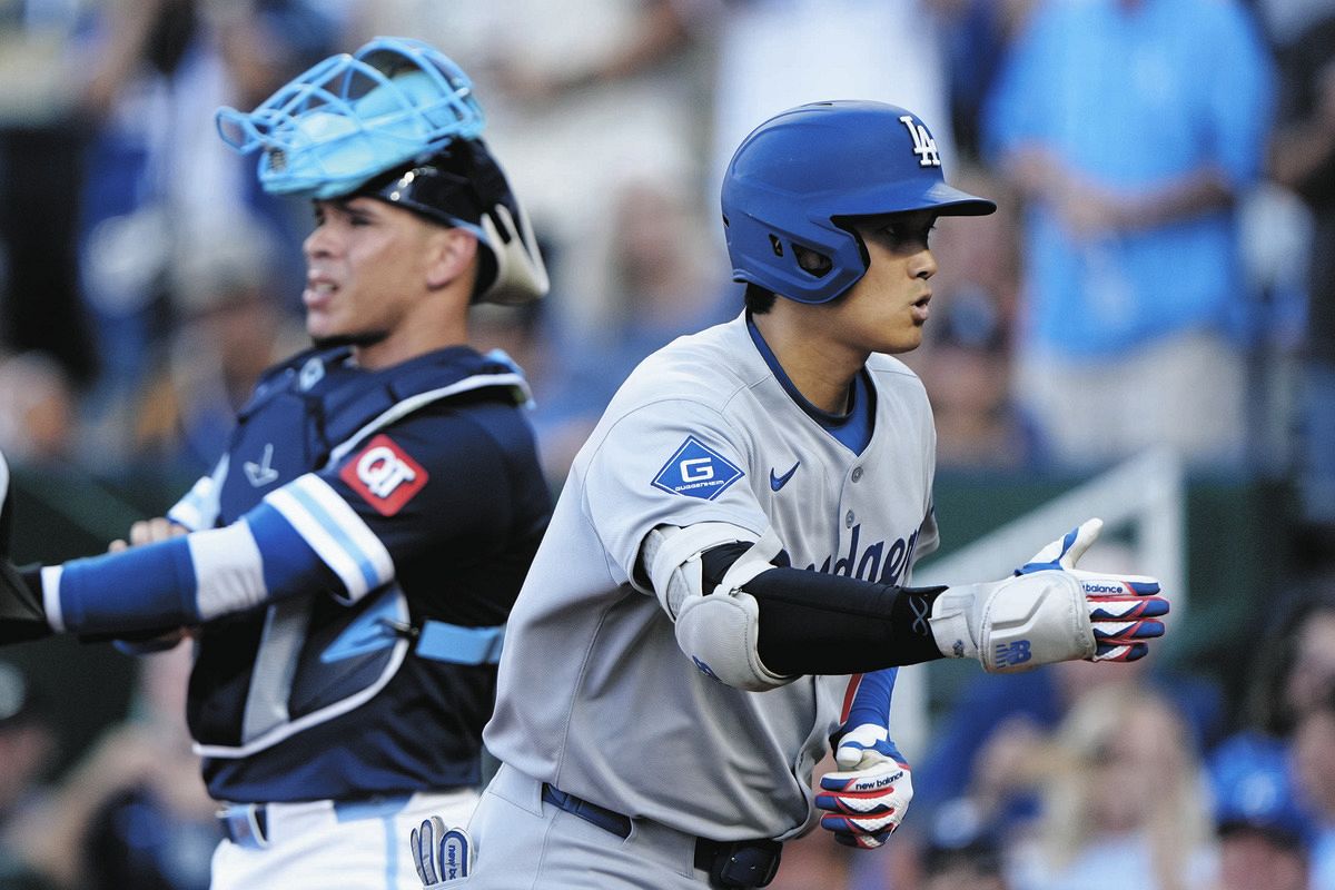 塁審泣かせ…ロイヤルズとドジャースのチャレンジ合戦、ファウル