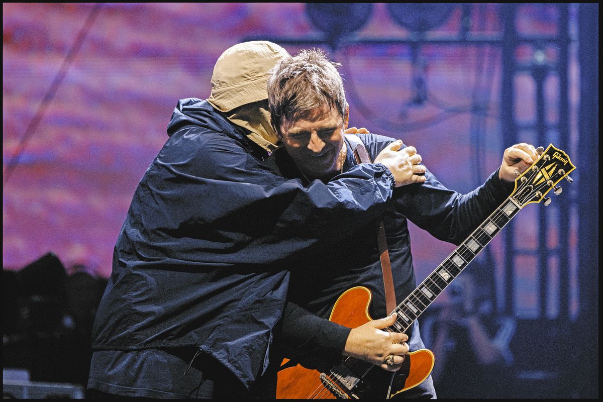 再結成のオアシス 16年ぶりとなる来日公演に東京ドームが熱狂 2日間で