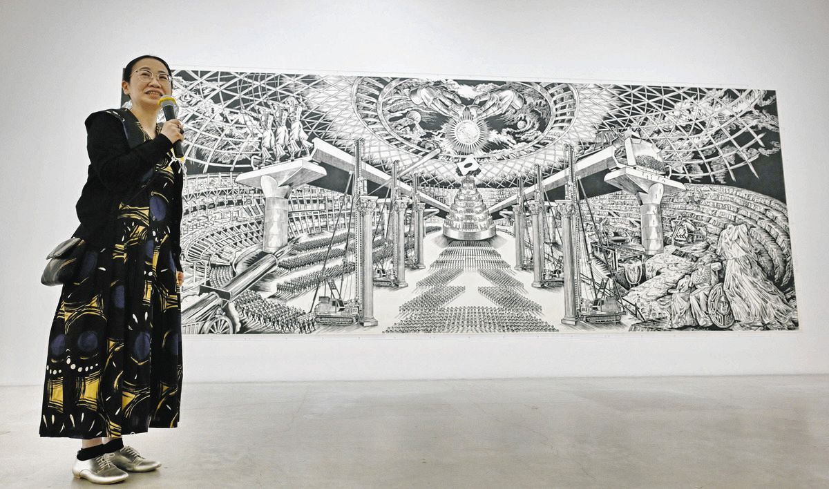 土で描く自然の時、風刺される国家の精神 金沢21世紀美術館で名古屋市