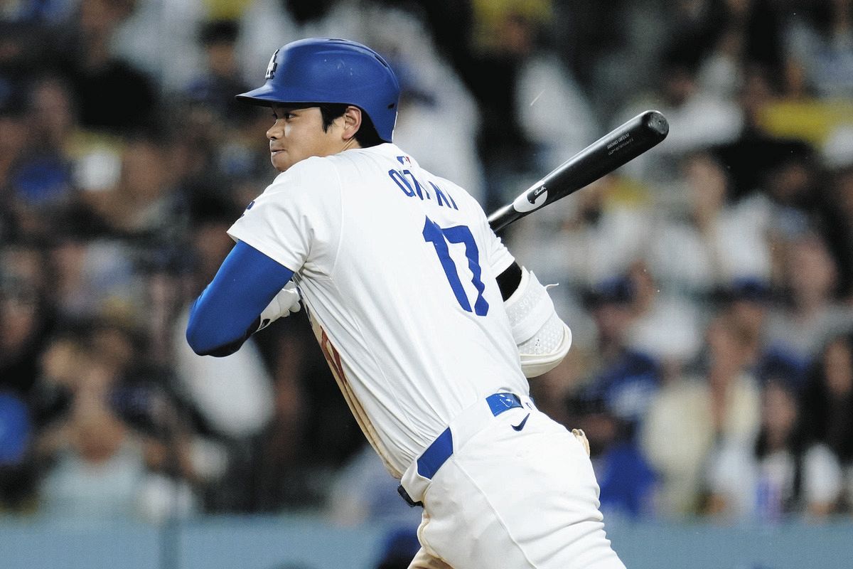 MLB 大谷翔平選手 対マリナーズ戦 3投球 実使用球 MLB:大谷翔平獲得レース決着の裏で マリナーズ瓦解 - 日本経済新聞