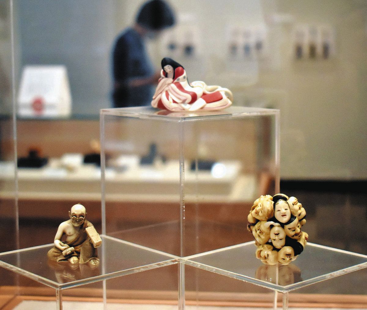 現代「根付」遊びの心 掛川・二の丸美術館で展示：中日新聞しずおかWeb