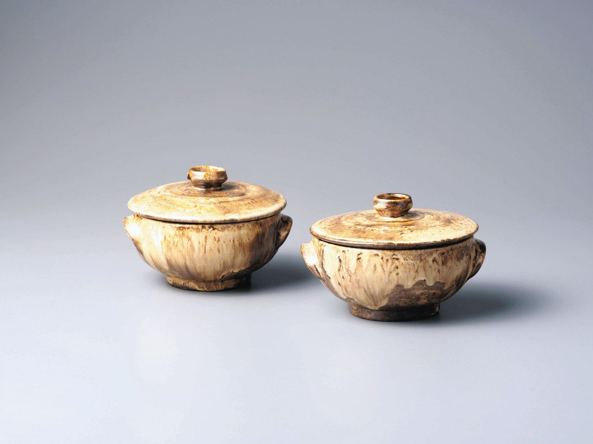 ルーシー・リー展】＜2＞《蓋碗》 安定感 英国の雰囲気：北陸中日新聞Web