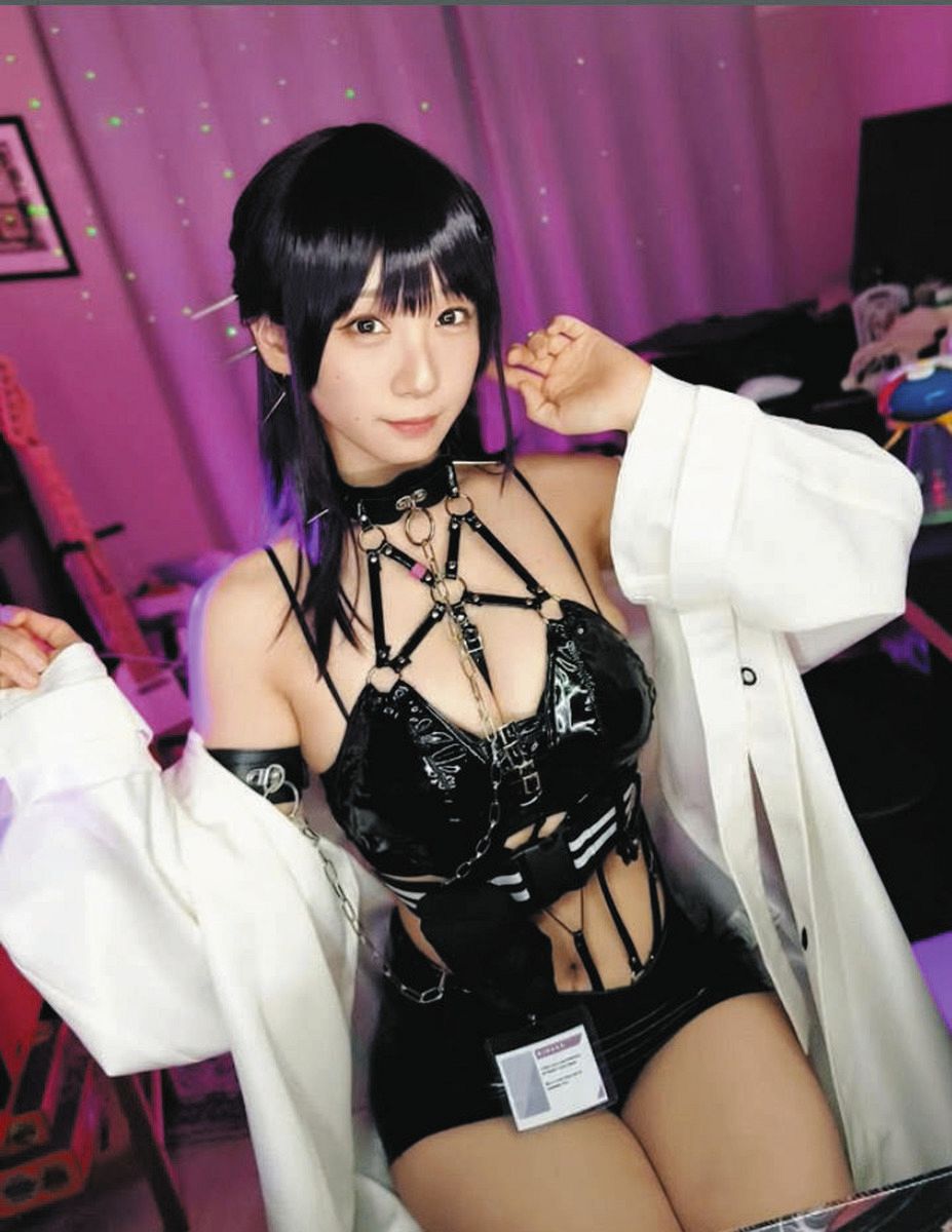 ◇伊織もえ、人気ゲームキャラの『ボンテージ』コスプレ【写真