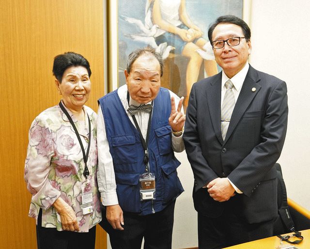 「巌の命を助けてくれてありがとう」 村山元裁判長と初対面:中日新聞しずおかWeb