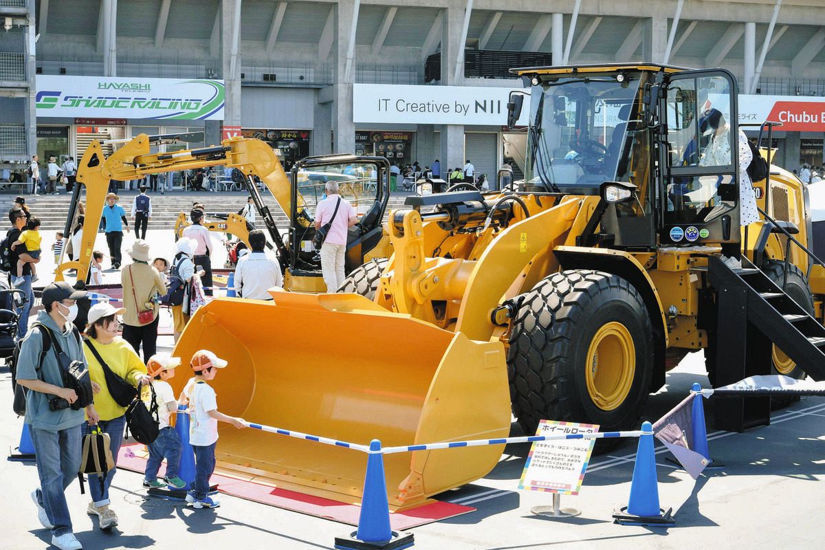 働く乗り物 JAF三重】鈴鹿サーキット「働くのりもの大集合」でシートベルト