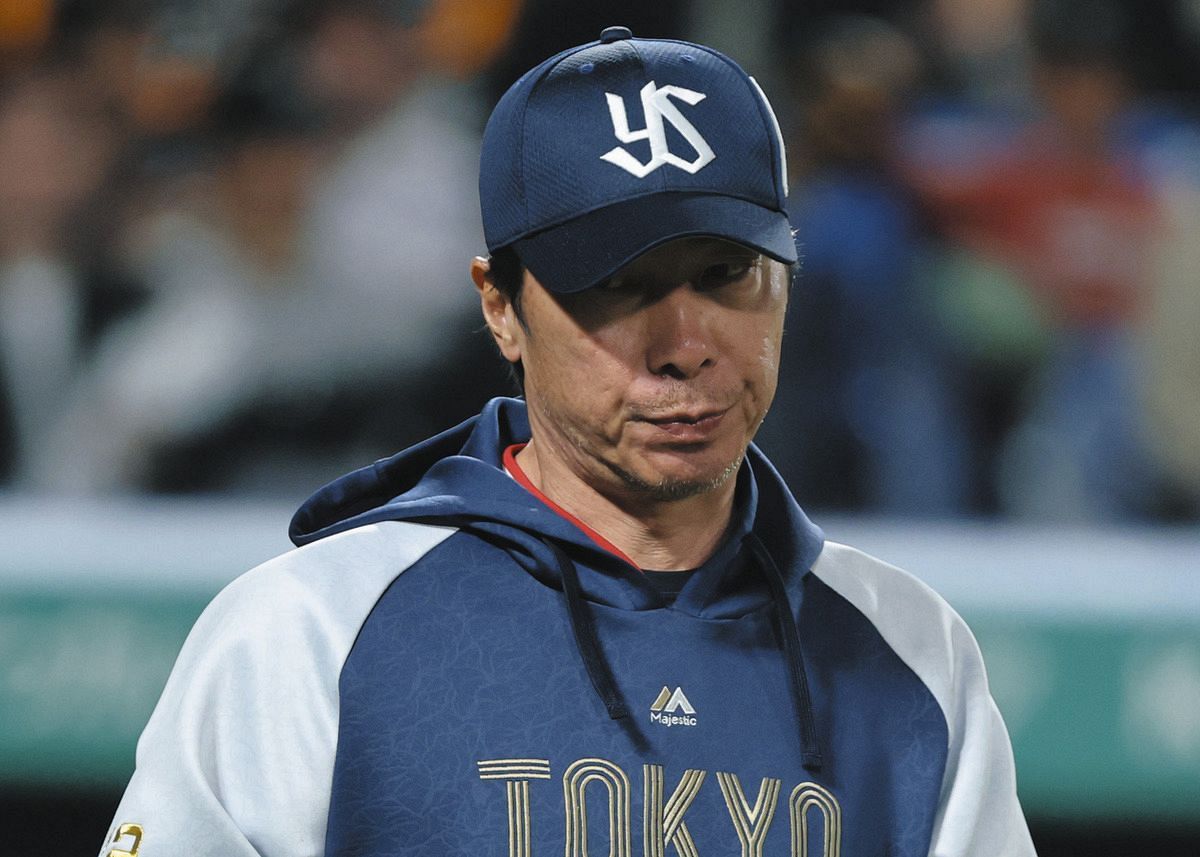 ヤクルト・高津監督、就任6年目で最速2桁借金到達も「大丈夫ですよ