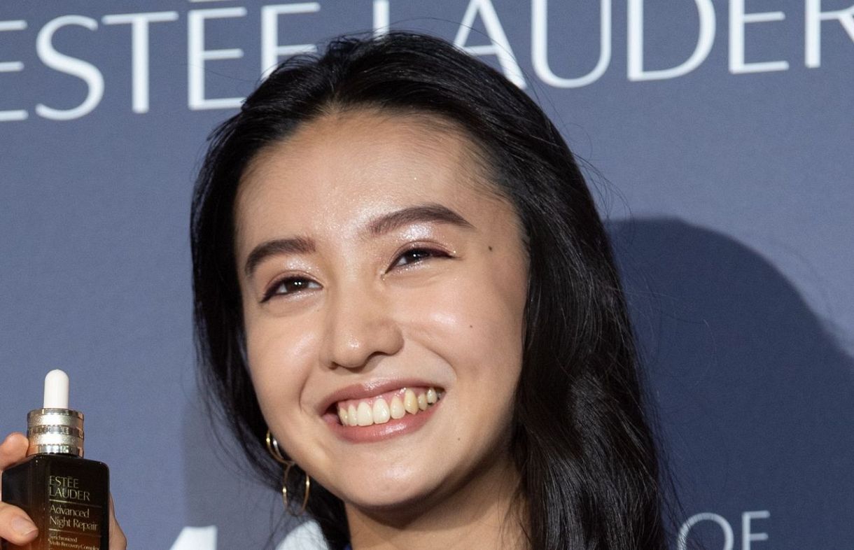 Koki，…アートなランジェリー姿、美しいくびれ…圧巻なボディーラインを