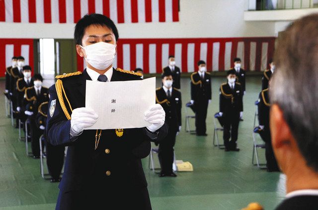 警察官の道 誓い新たに 県警察学校卒業式 中日新聞web