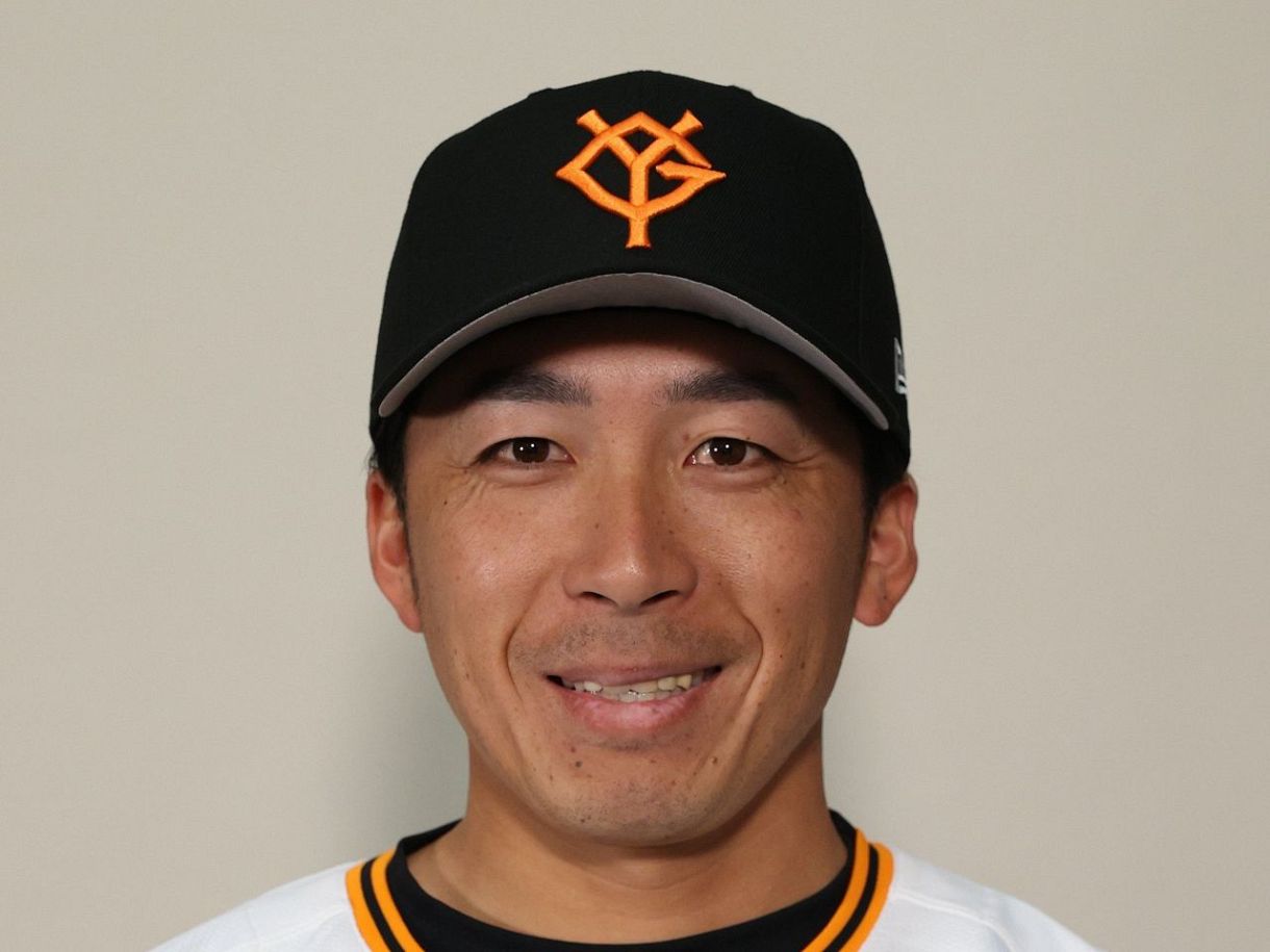 【激レア！】伝統の一戦！増田大輝サイン入りユニフォーム 伝統の一戦～THE CLASSIC SERIES～」着用したサイン入りユニホームを