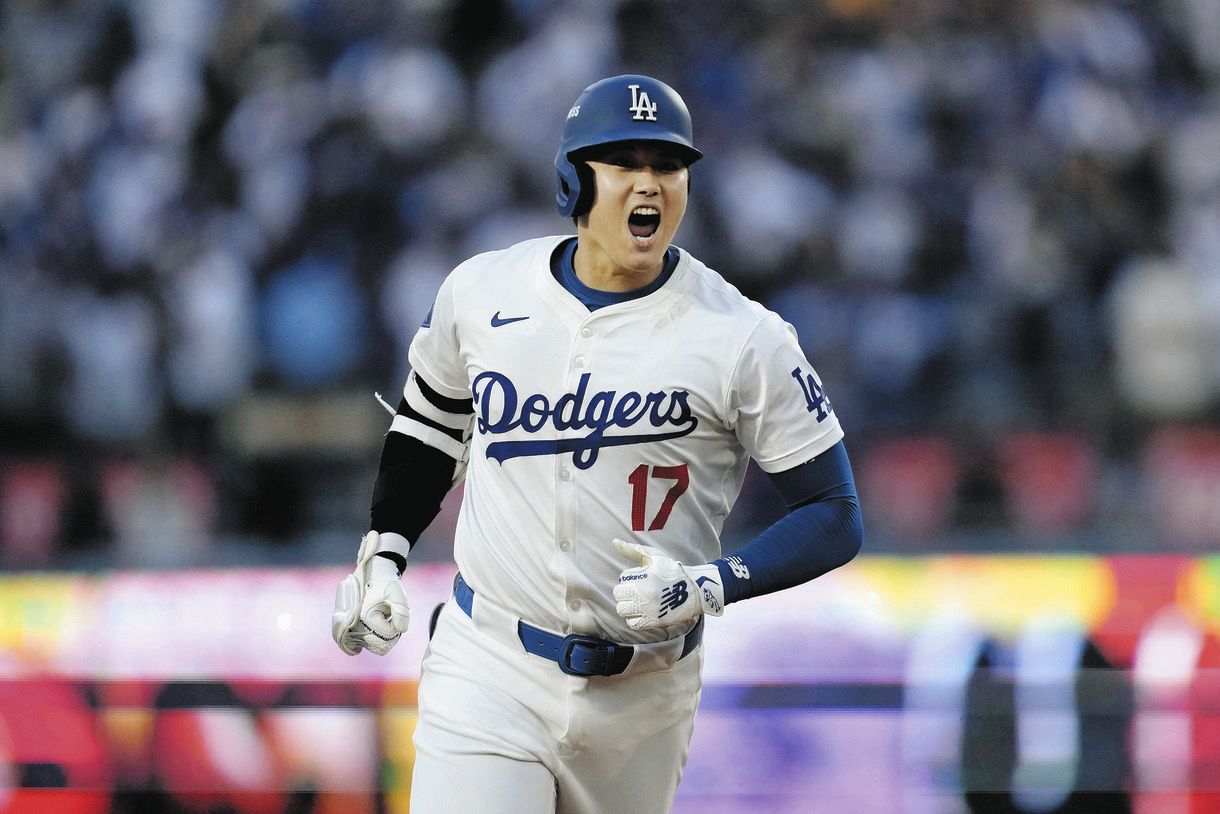 MLB:大谷翔平、ポストシーズン初ホームラン パドレスに勝利
