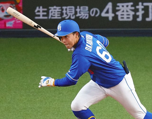 中日】昨季大ブレークの岡林「理想の1番打者像は自分でつくりたい」3 