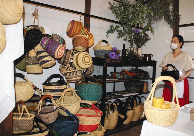 西アフリカの手編み籠など 湖西の雑貨店で展示即売 中日新聞しずおかweb