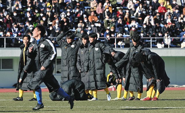 前橋育英､夏冬2冠ならず…PK戦で力尽きる 徳永主将「やれることは全部