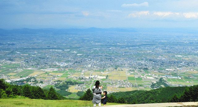にしみの映える＞ 池田山の絶景ポイント：中日新聞Web