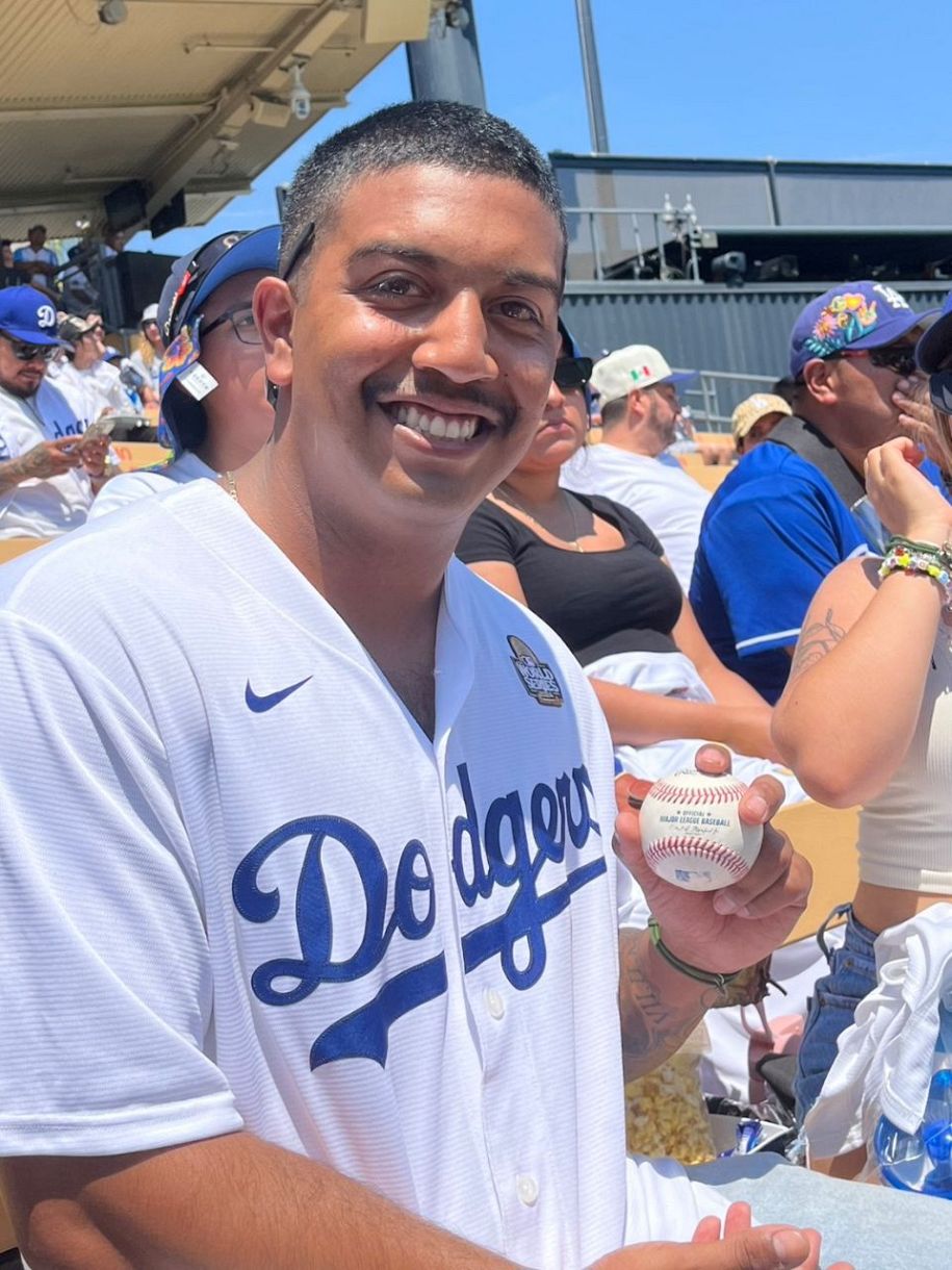 大谷翔平39号本塁打球、「ドジャースタトゥー」入れる24歳米軍青年が