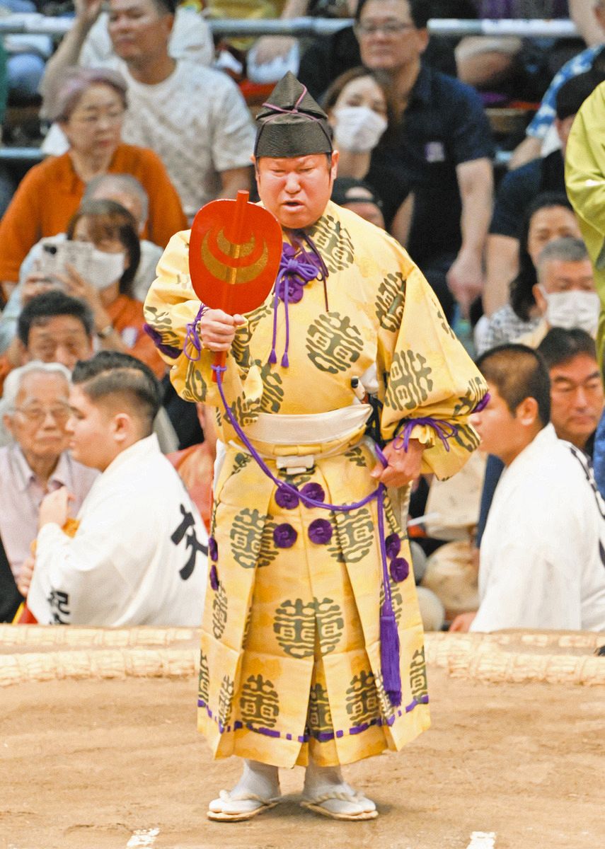 横綱たちが命を懸けた相撲裁いた。最高の思い出」定年迎える立行司木村庄之助さん、最後の名古屋場所：中日新聞Web