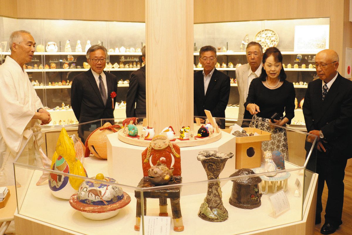 森町の小国神社に国内最大級の土鈴館 民俗学者・故鈴木さんの収集品を