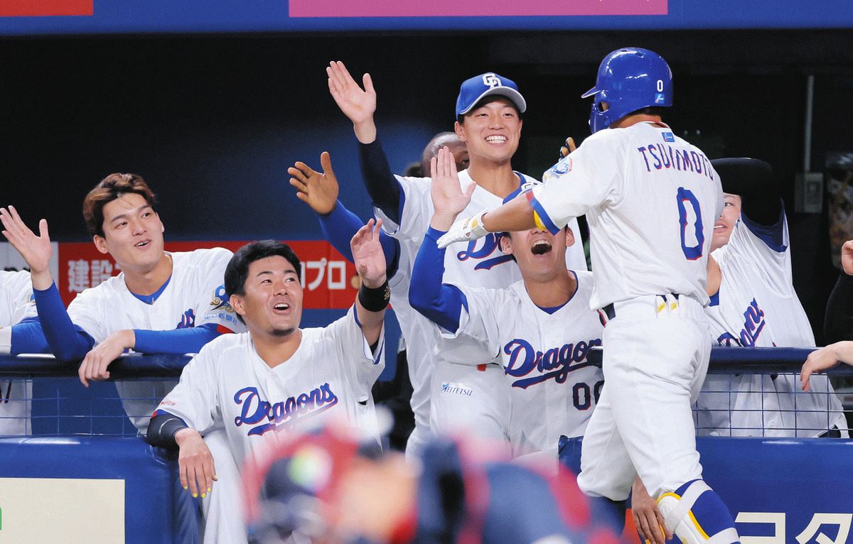 誰が想像したよ」中日・3年目辻本倫太郎の”プロ1号＆ホームラン