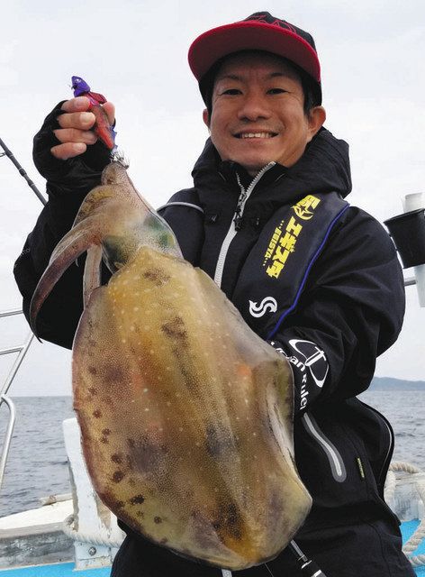 うねりの中でゲットしたうれしいキロアップ！　「上がってきてくれてありがとう」