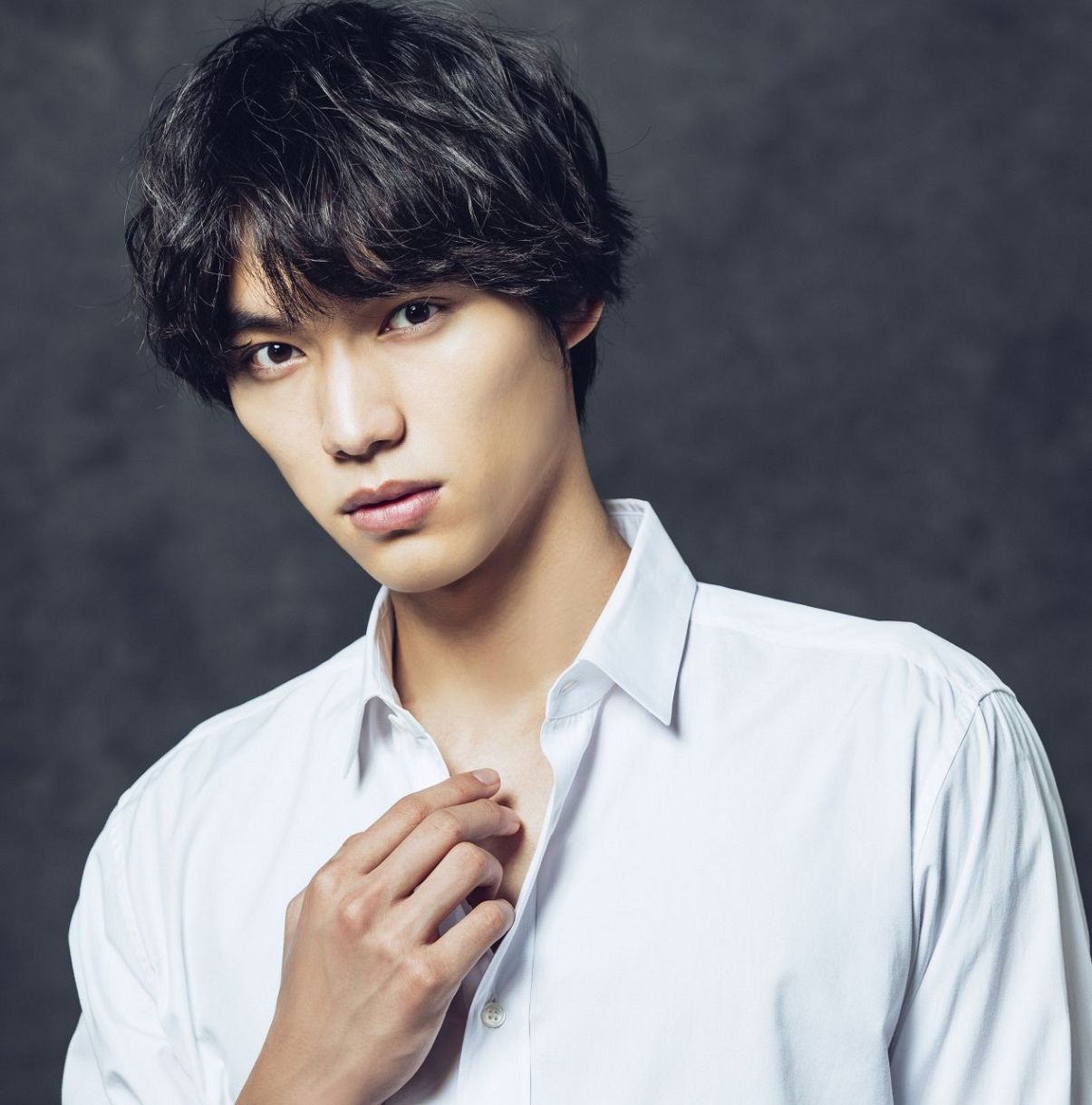 福士蒼汰 初の医師役 いつか向き合ってみたかった 来年１月期放送 テレ東系ドラマｓｐ 神様のカルテ 中日スポーツ 東京中日スポーツ