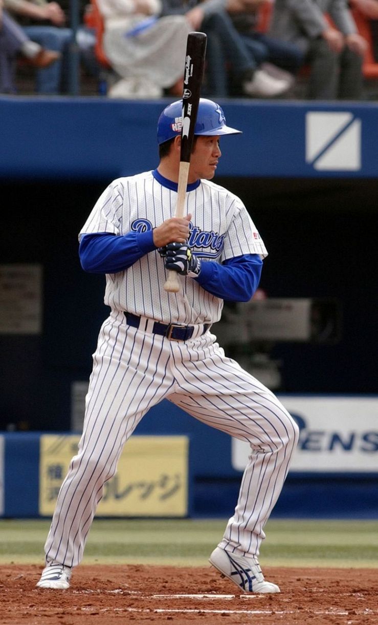 写真】種田仁の『がに股打法』：中日スポーツ・東京中日スポーツ