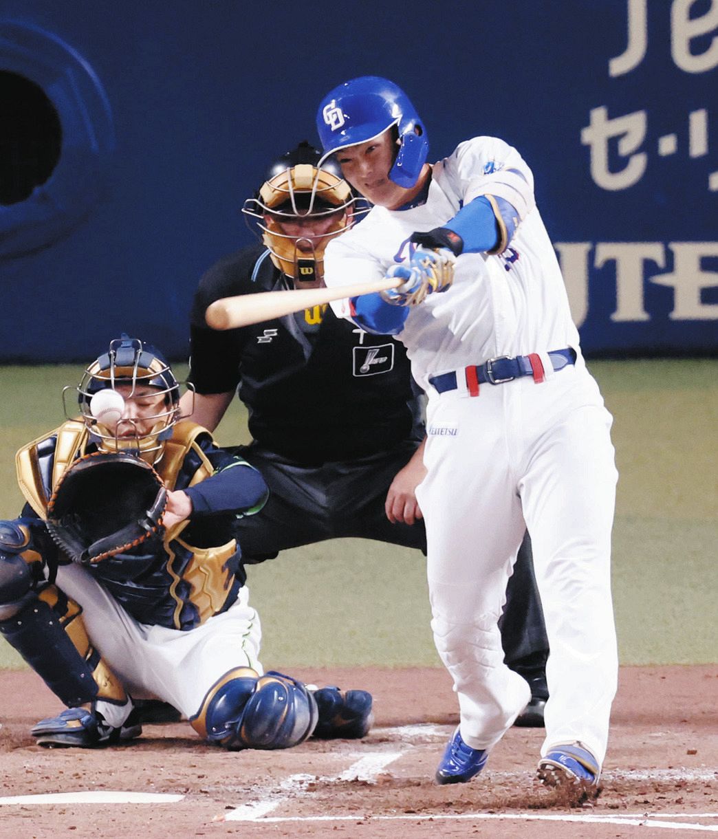 実際の動画】どえらい打球 中日・石川昂弥、レフト釘付けの特大