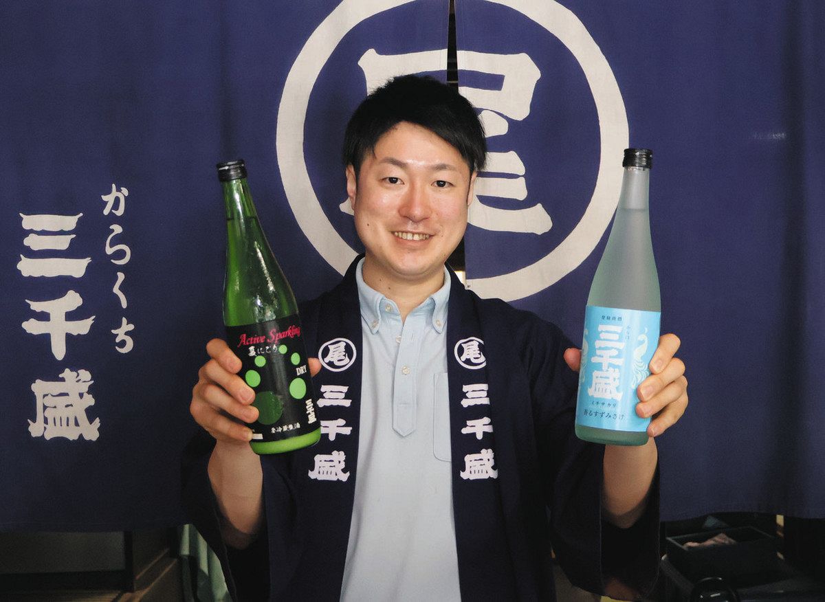 夏季限定商品をPRする水野社長＝多治見市笠原町の三千盛で