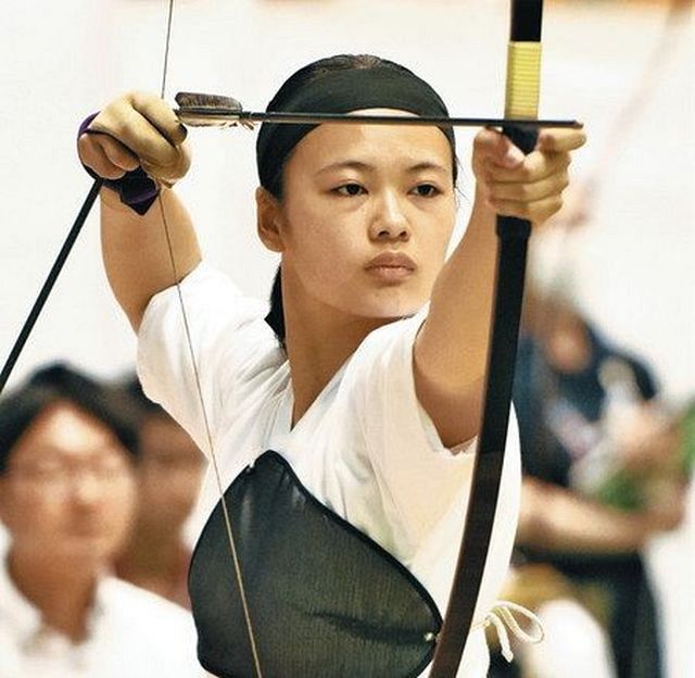 弓道歴わずか2年で2冠、愛知みずほ大瑞穂の林里穂＜高校総体＞：中日