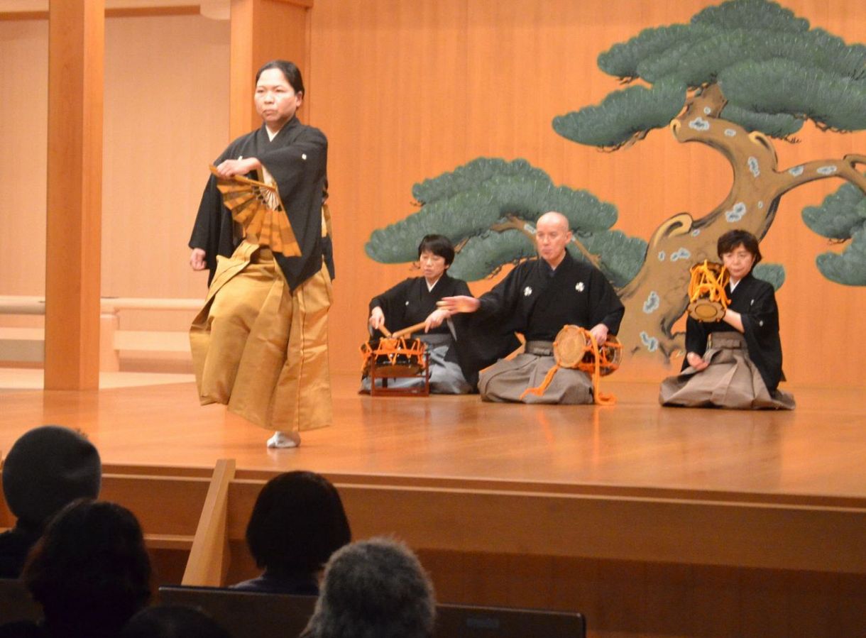 「鬼滅(きめつ)の刃(やいば)」が能(のう)と狂言(きょうげん)に:中日新聞Web