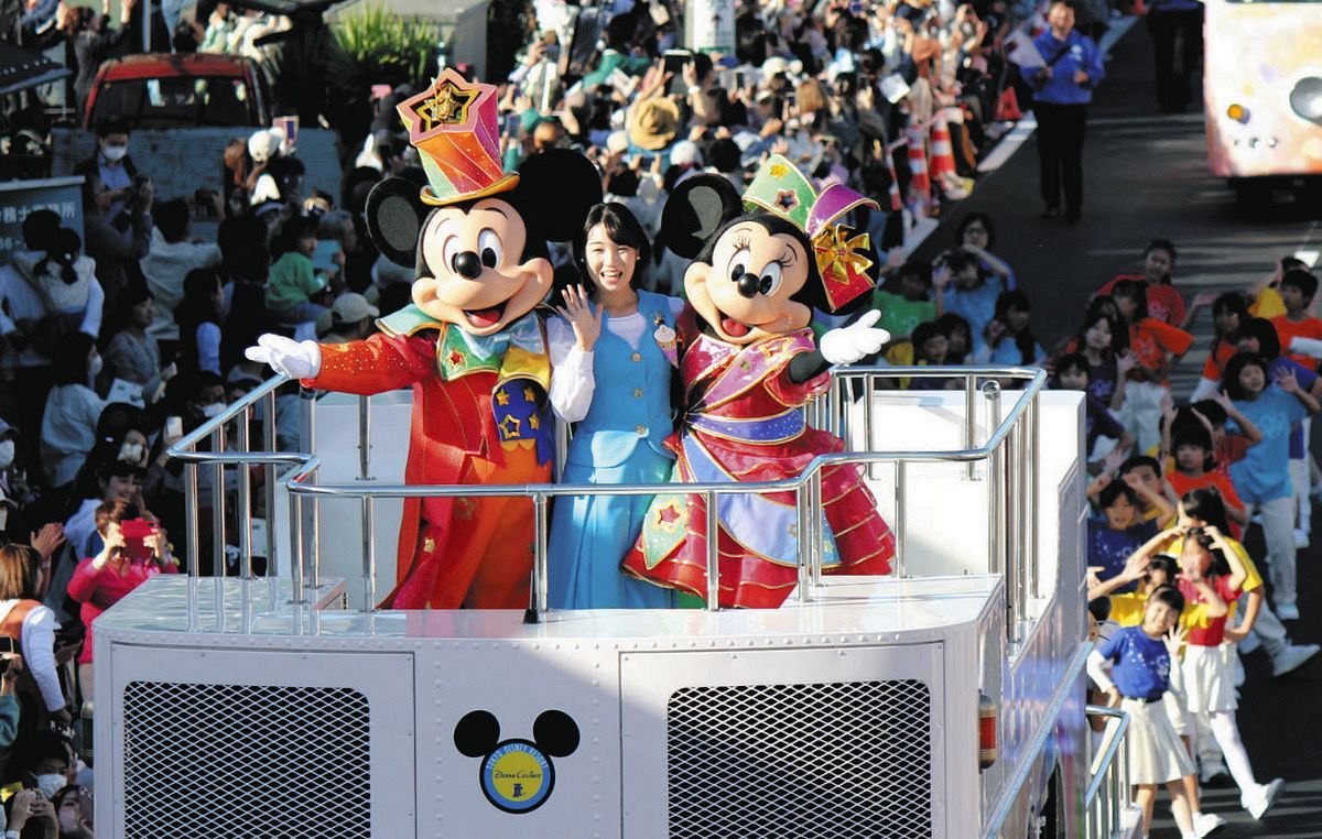 動画】「岩倉でディズニー気分」沿道に4万人の熱気 開園40年スペシャル