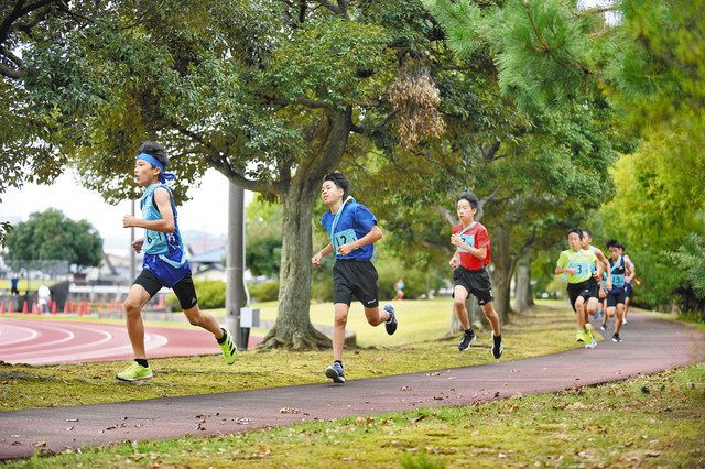 鯖江の秋感じ疾走 県駅伝選手権小学生の部 男子 みんスポクラブａ女子 勝山ｒｃ優勝 日刊県民福井web