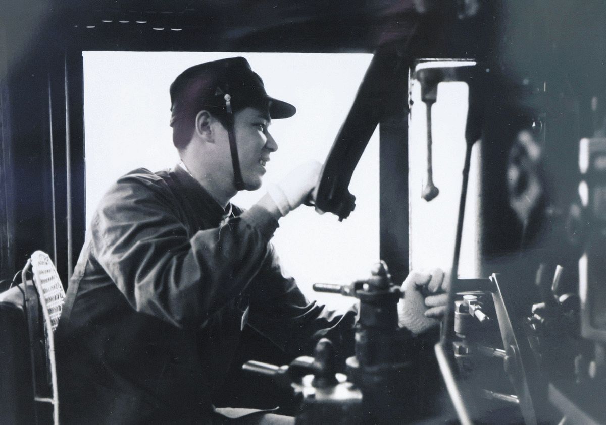 【希少】国鉄 昭和49年度 制帽 3号 ＆ 非常停車装置 KOITO部品 3点セ 津・偕楽公園で改修予定のデゴイチにも乗務 91歳元機関士が往時を語る