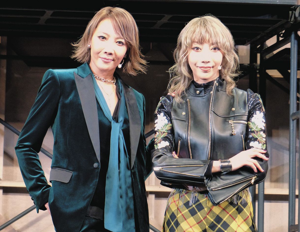 柚希礼音、久々“男役”に「とても大変なこと」美弥るりか「一瞬で切り替わっていらっしゃった」と絶賛!W主演舞台の公開稽古&会見:中日スポーツ ...