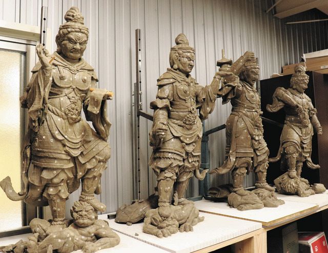 制作6年、米原の仏師が3メートル四天王像「集大成になった」 神奈川の